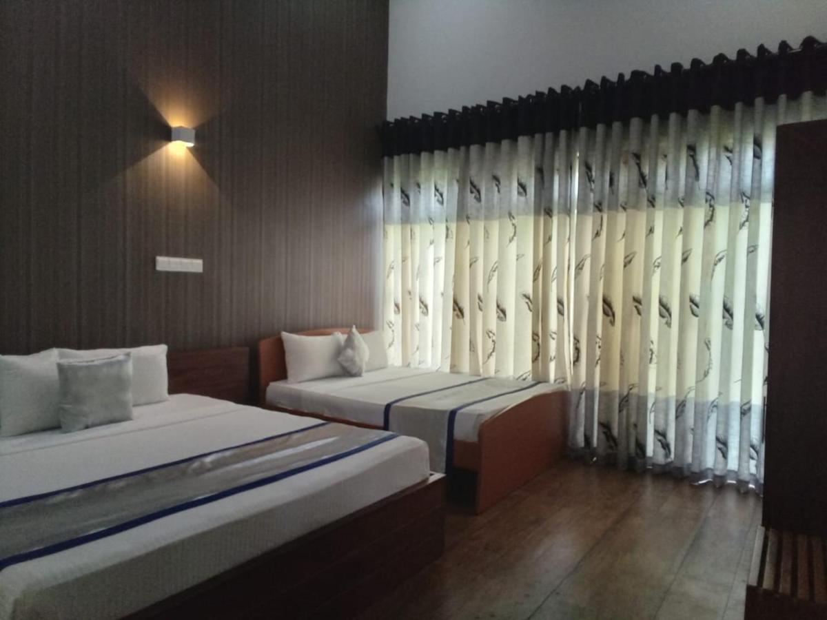 Godakewela Saru Blue Sapphire Hotel מראה חיצוני תמונה